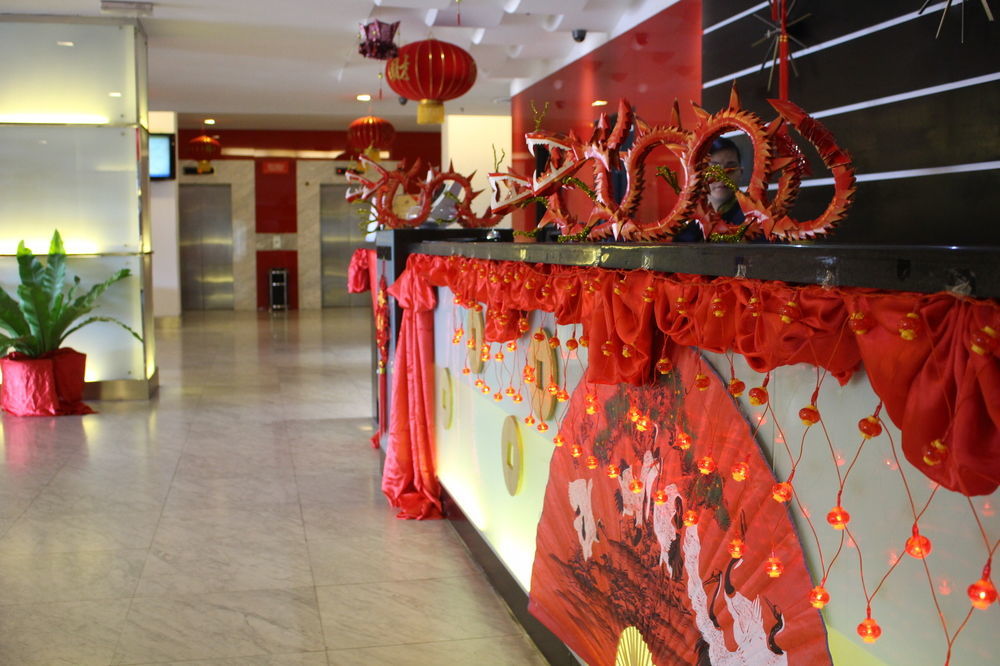 Borneo Royale Hotel Tawau Exterior foto