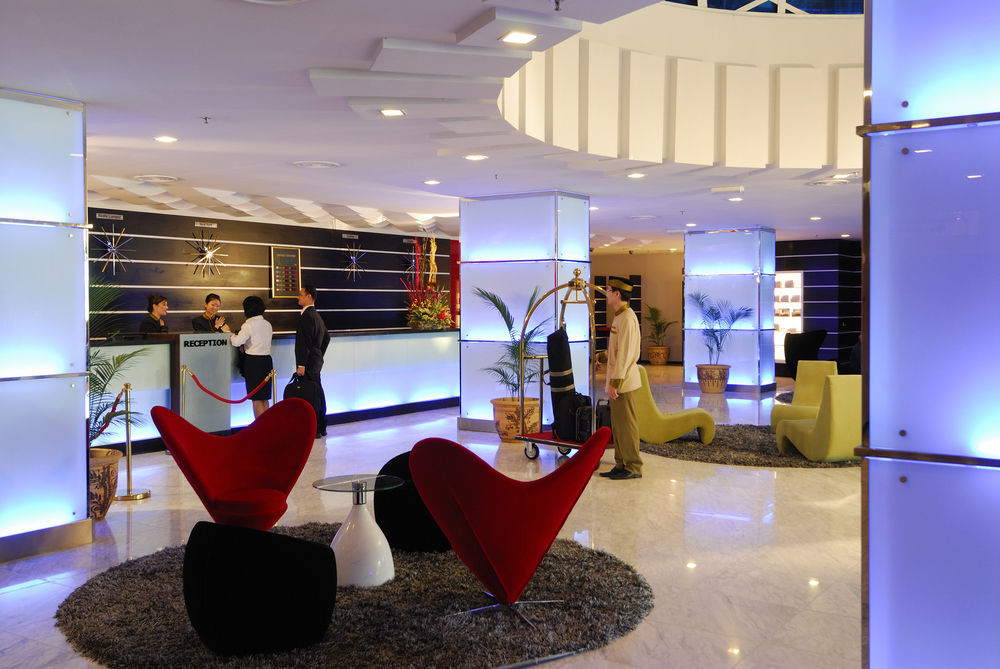 Borneo Royale Hotel Tawau Exterior foto