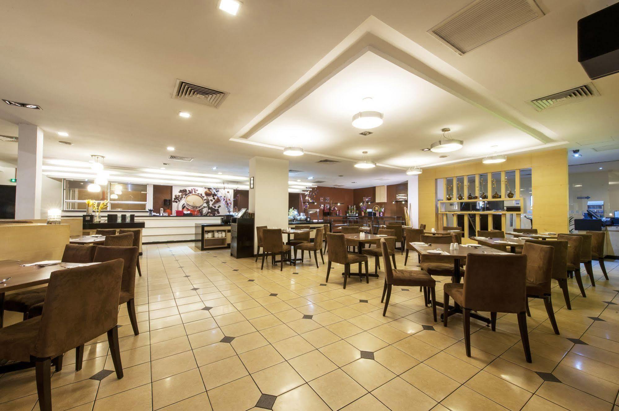Borneo Royale Hotel Tawau Exterior foto